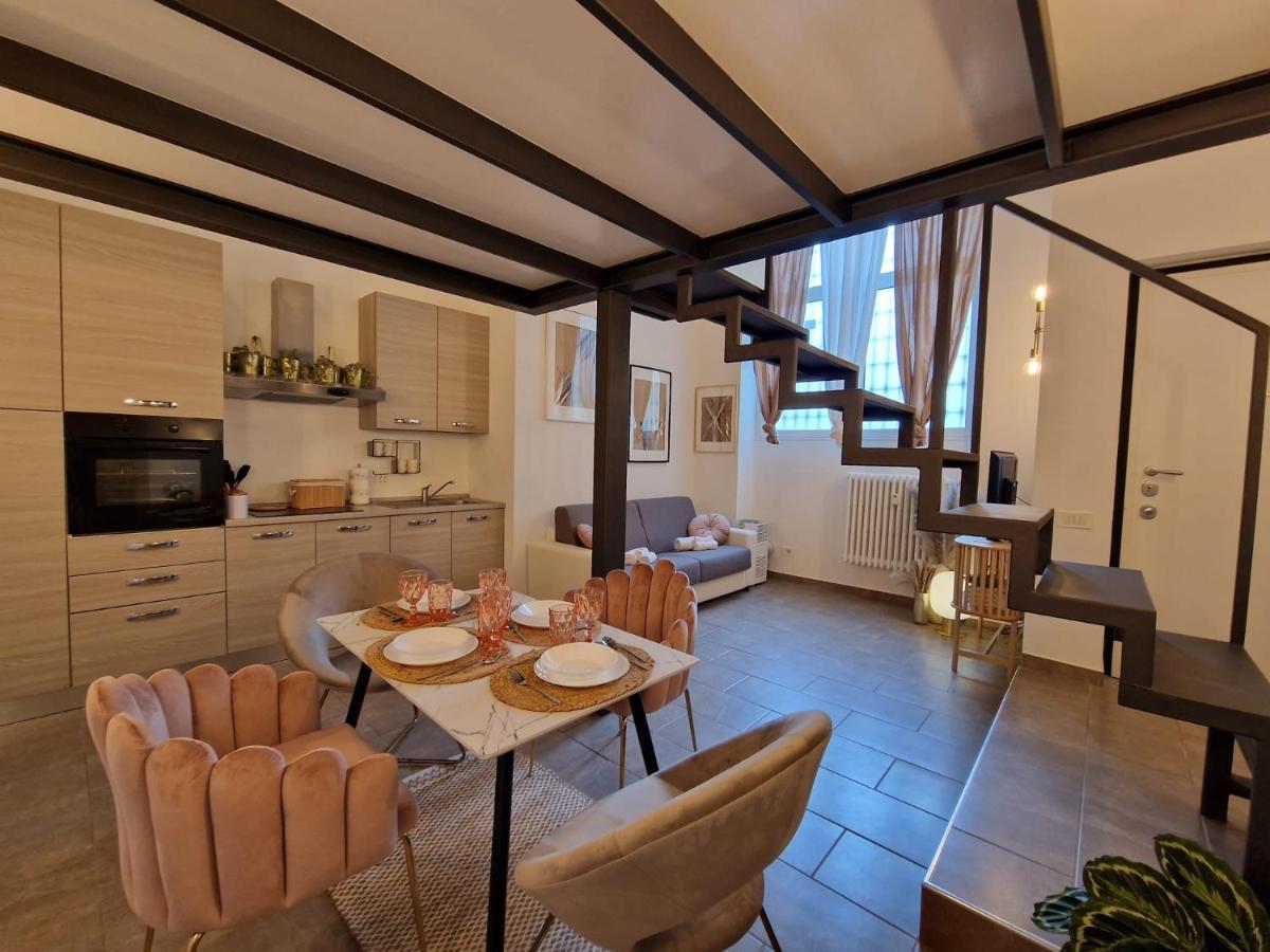 Regina Milano In Porta Romana 2 - Sky Tv, Wifi E Breakfast Box Apartment Luaran gambar