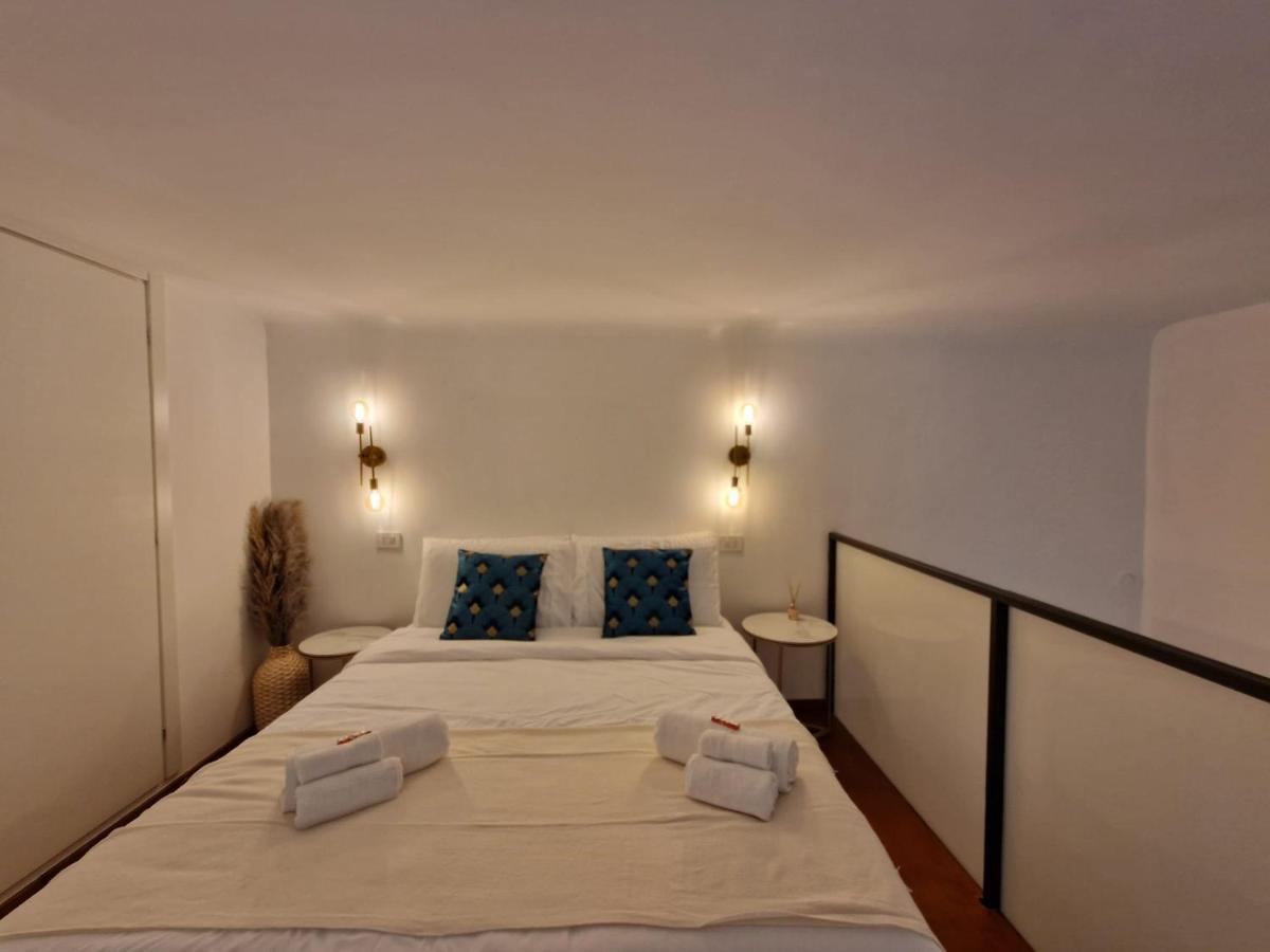 Regina Milano In Porta Romana 2 - Sky Tv, Wifi E Breakfast Box Apartment Luaran gambar